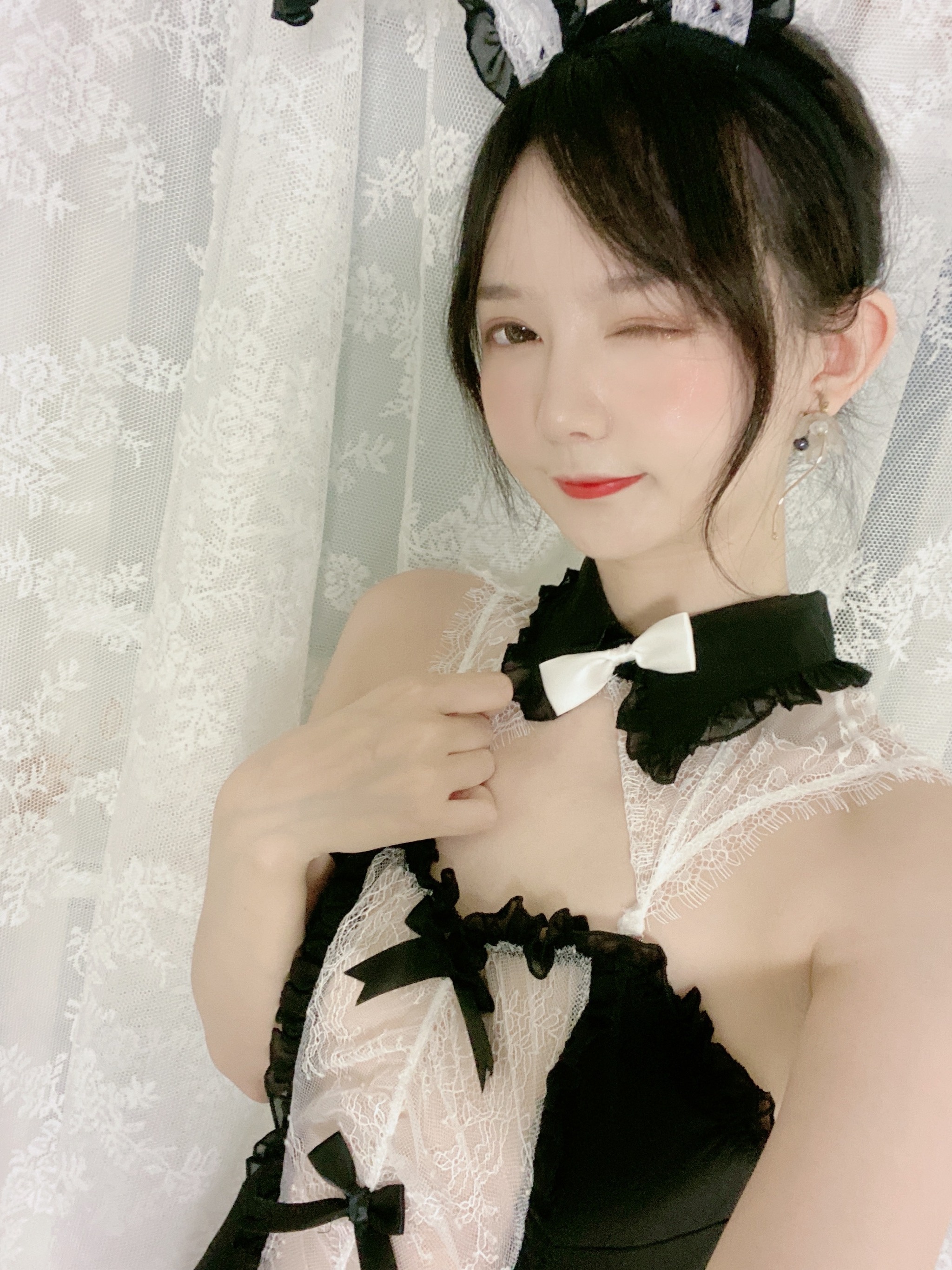 51酱 – NO.001 油光袜 [59P4V]-XikXak